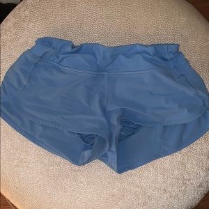 LULULEMON size 6 speed up shorts!! DISCONTINUED